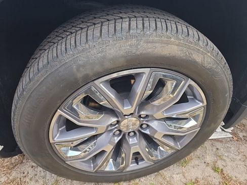 Certified 2024 GMC Sierra 1500 Denali w/ Denali Reserve Package image 2