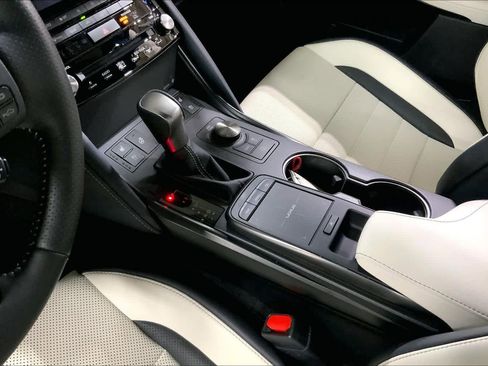 Used 2025 Lexus IS 350 F Sport w/ Navigation Package image 17