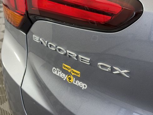 Used 2021 Buick Encore GX Select w/ Sport Touring Package image 16