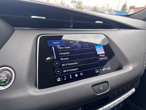Used 2022 Cadillac XT4 Premium Luxury w/ LPO, Onyx Lite Package FWD image 20