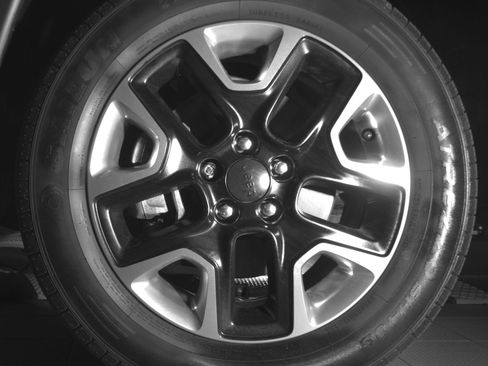 Used 2018 Jeep Compass Trailhawk w/ Leather Interior Group AWD/4WD image 9