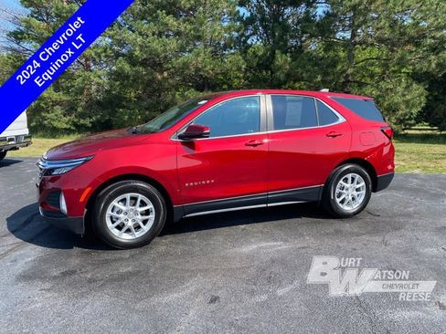 Used 2024 Chevrolet Equinox LT FWD image 3