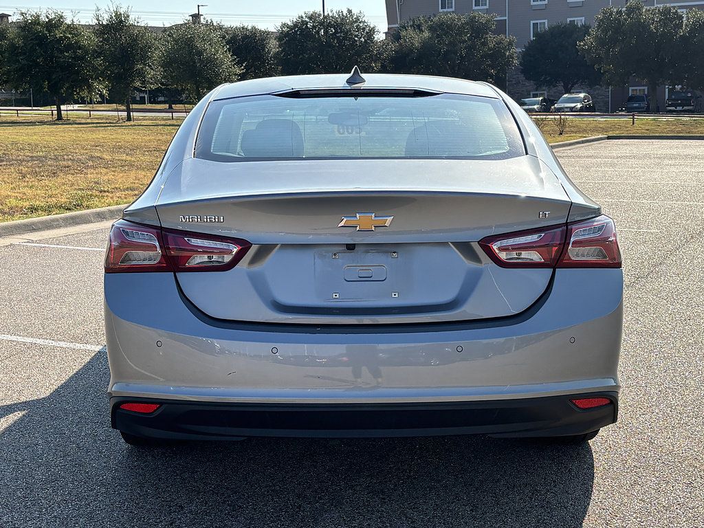 Used 2024 Chevrolet Malibu LT FWD image 5