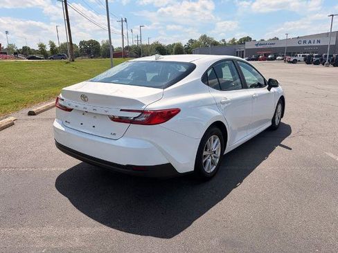 Used 2025 Toyota Camry LE FWD image 7