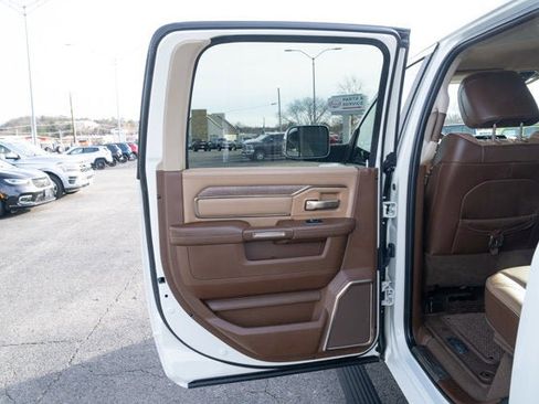 Used 2022 RAM 2500 Limited image 11