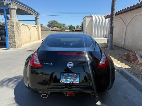 Used 2018 Nissan 370Z Coupe w/ Z34 Heritage Edition - Black RWD image 5