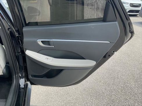 Used 2026 Hyundai Sonata SE FWD image 18