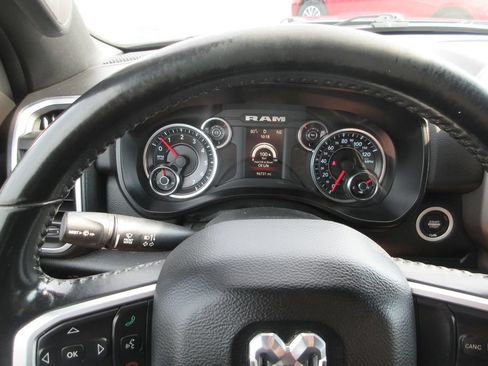 Used 2019 RAM 1500 Big Horn AWD/4WD image 26
