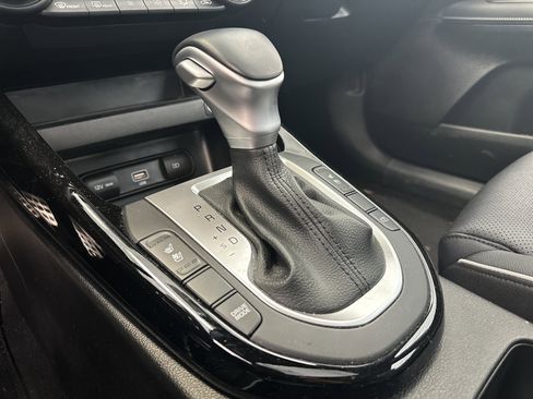 Used 2024 Kia Forte GT-Line w/ GT-Line Premium Package image 21