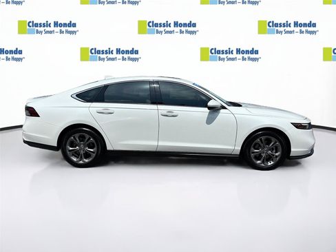Used 2024 Honda Accord EX image 9