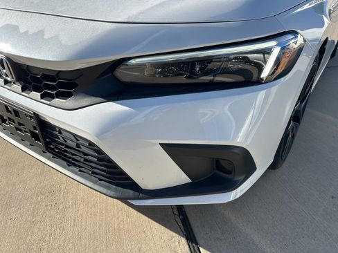 Used 2022 Honda Civic Sport image 4