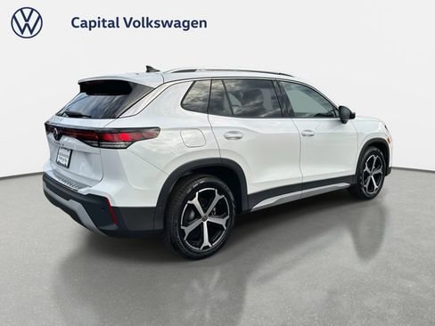 New 2026 Volkswagen Tiguan SE FWD image 5