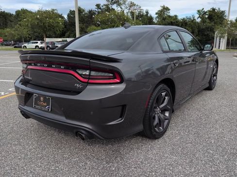 Used 2019 Dodge Charger R/T RWD image 4