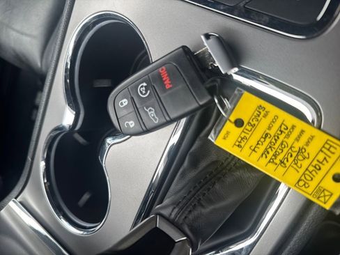 Used 2021 Jeep Grand Cherokee Limited w/ Trailer Tow Group IV image 30