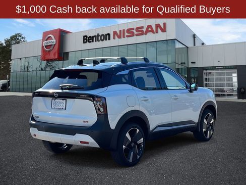 New 2026 Nissan Kicks SR image 4