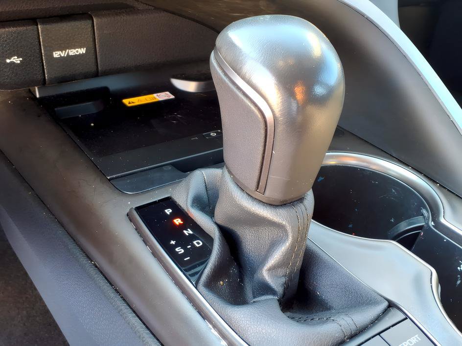Used 2023 Toyota Camry XSE FWD image 21
