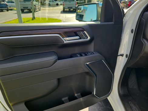 Used 2025 GMC Sierra 1500 SLT RWD image 18
