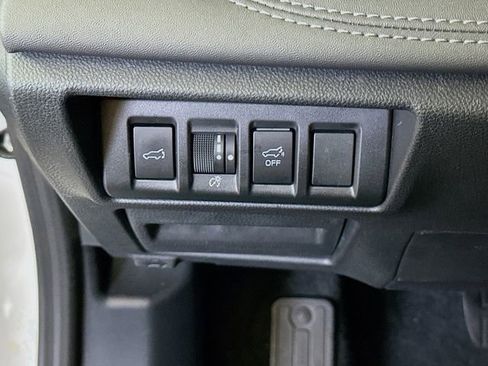 Used 2020 Subaru Outback Touring XT AWD/4WD image 11
