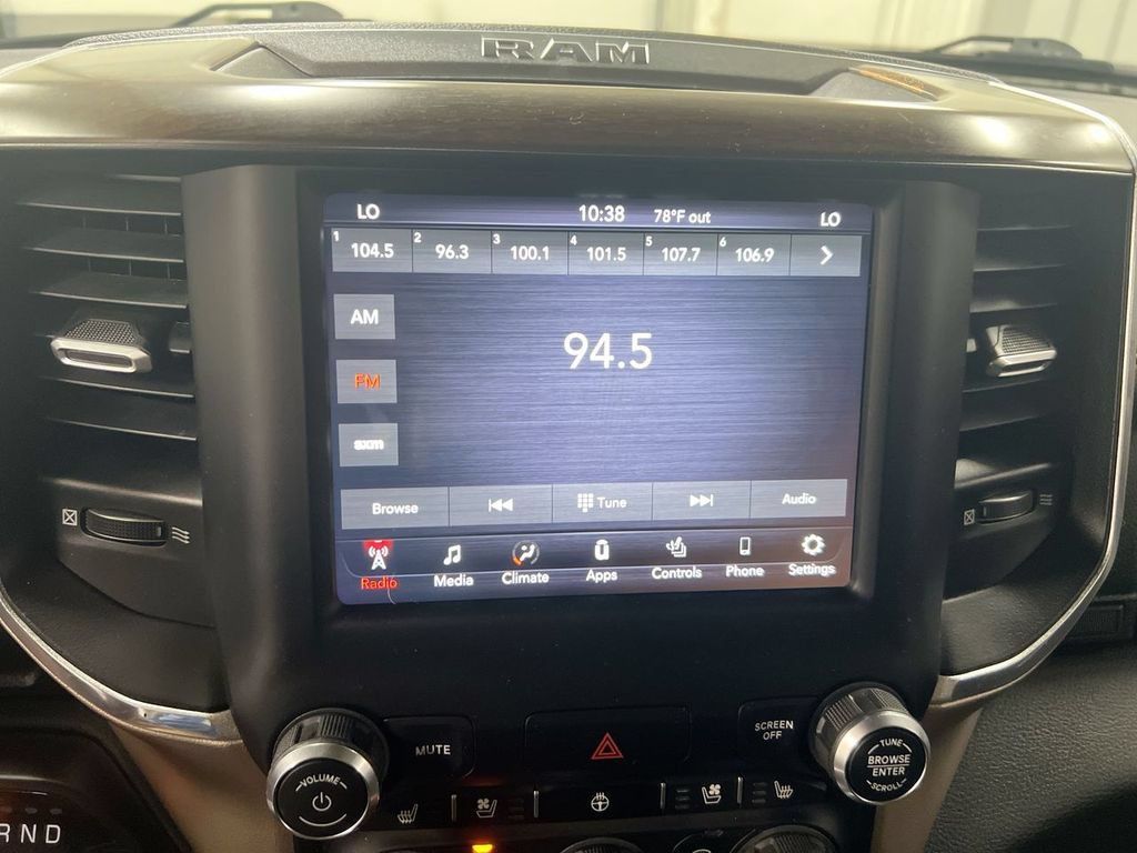 Used 2021 RAM 1500 Laramie AWD/4WD image 14