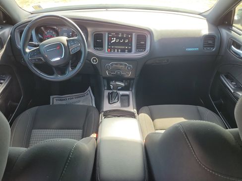 Used 2023 Dodge Charger SXT w/ Blacktop Package image 11