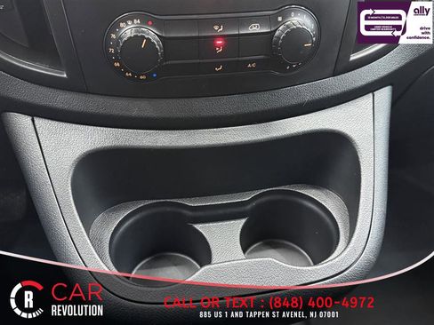 Used 2023 Mercedes-Benz Metris image 18