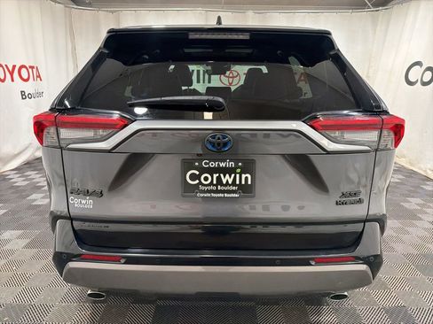 Used 2021 Toyota RAV4 XSE AWD/4WD image 7