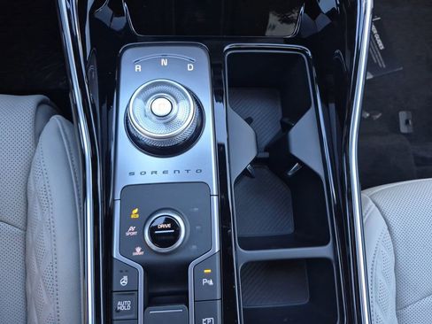 New 2026 Kia Sorento SX Prestige image 9