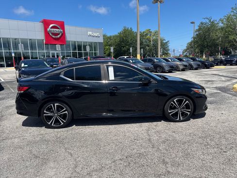 Certified 2022 Nissan Sentra SR FWD image 4