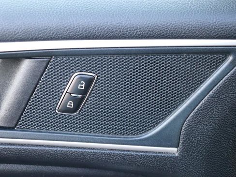 Used 2024 Ford Edge SEL AWD/4WD image 45