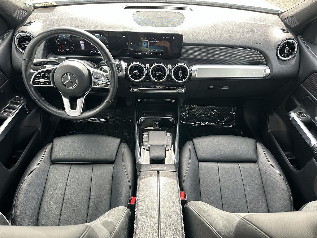 Used 2023 Mercedes-Benz GLB 250 image 18