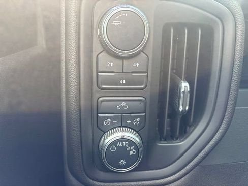 Used 2024 GMC Sierra 2500 Pro w/ Convenience Package AWD/4WD image 14