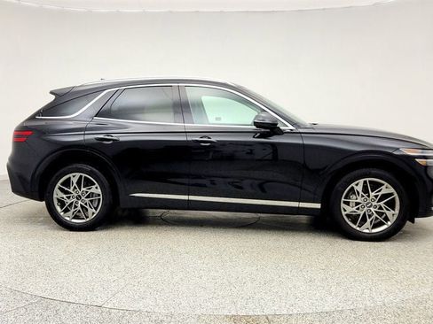 Used 2025 Genesis GV70 2.5T w/ Select Package image 4