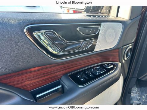 Used 2023 Lincoln Navigator L Reserve image 46