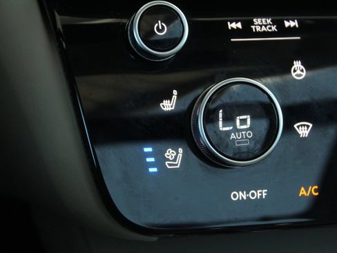 Used 2022 INFINITI QX60 Luxe w/ Cargo Package FWD image 18