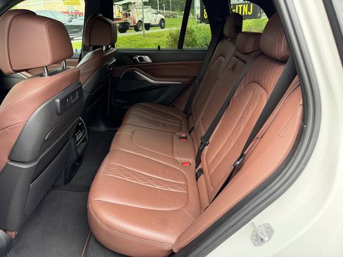 Used 2020 BMW X5 xDrive40i w/ M Sport Package AWD/4WD image 14