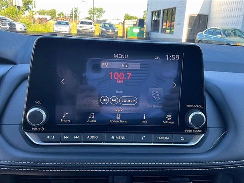 Certified 2024 Nissan Rogue SV w/ SV Premium Package AWD/4WD image 15