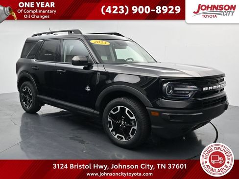 Used 2023 Ford Bronco Sport Outer Banks w/ Tech Package AWD/4WD image 1