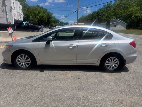 Used 2012 Honda Civic LX image 2