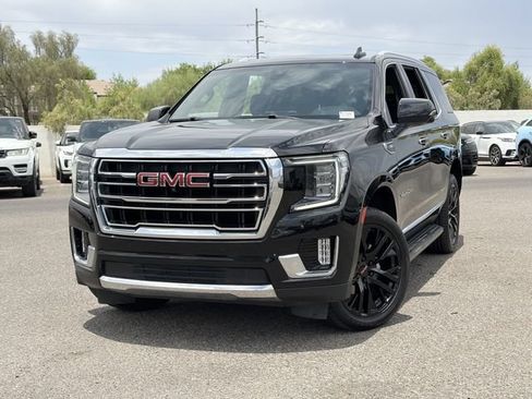 Used 2022 GMC Yukon SLT w/ SLT Luxury Package AWD/4WD image 3