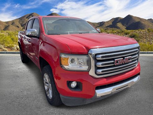 Used 2015 GMC Canyon SLT image 3