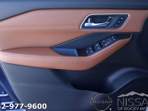 New 2026 Nissan Rogue Platinum w/ Platinum Premium Package AWD/4WD image 8