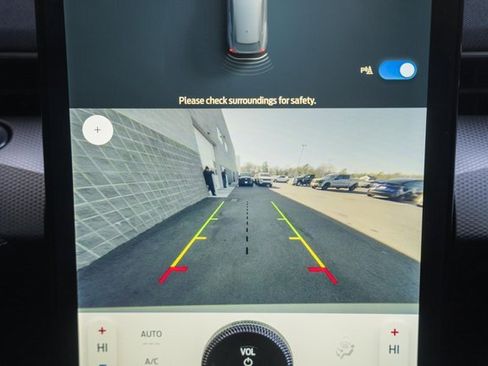 Used 2021 Ford Mustang Mach-E Select image 44