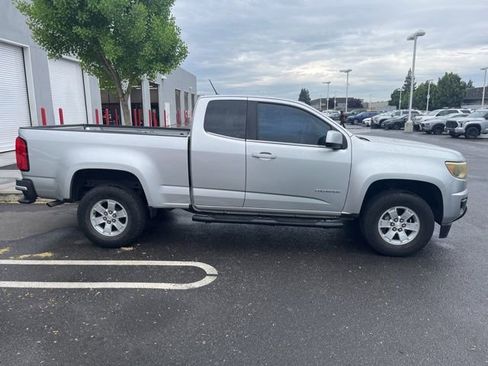 Used 2019 Chevrolet Colorado W/T w/ WT Convenience Package image 4