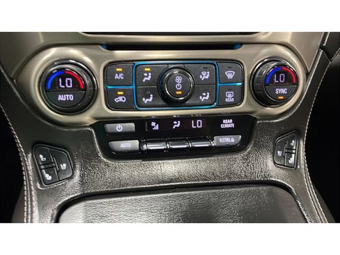 Used 2018 GMC Yukon Denali w/ Denali Ultimate Package AWD/4WD image 14