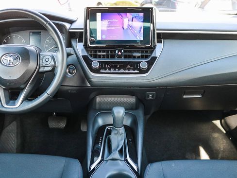 Used 2025 Toyota Corolla SE image 18