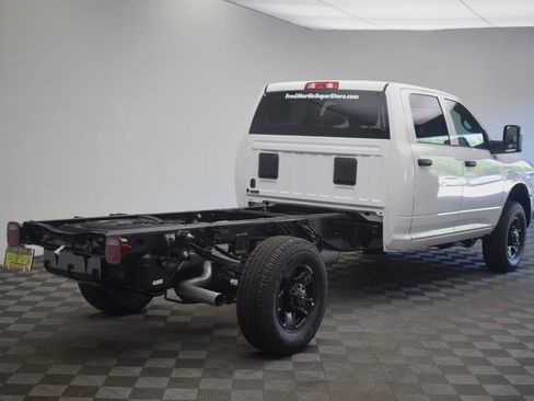 New 2026 RAM 3500 Tradesman AWD/4WD image 5