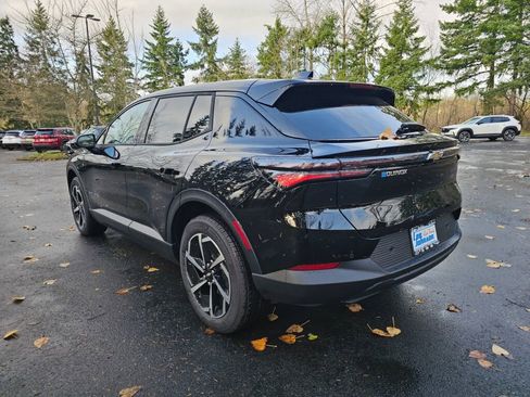 New 2026 Chevrolet Equinox EV LT image 7