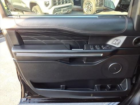 Used 2021 Ford Expedition Platinum AWD/4WD image 31