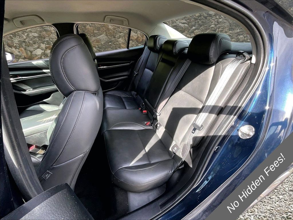 Used 2021 MAZDA MAZDA3 s FWD image 17