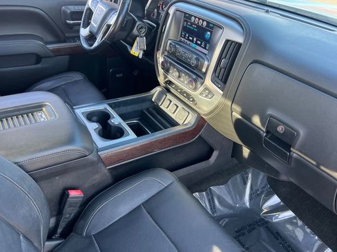 Used 2017 GMC Sierra 1500 SLT w/ SLT Premium Package AWD/4WD image 12